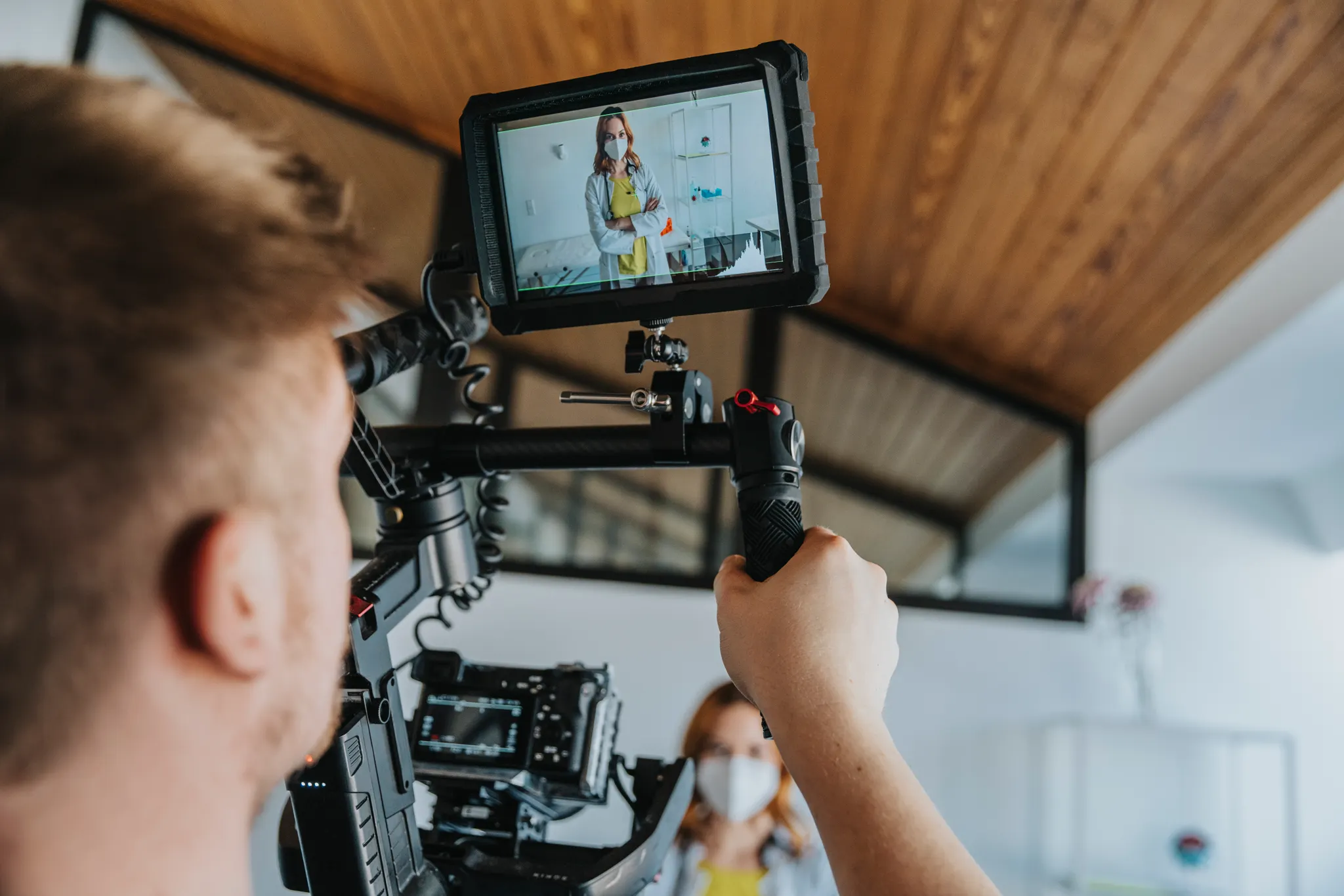 환자의 확신을 부르는 '병원 전후 사진' 전략, 의료법 위반 없이 활용하는 법