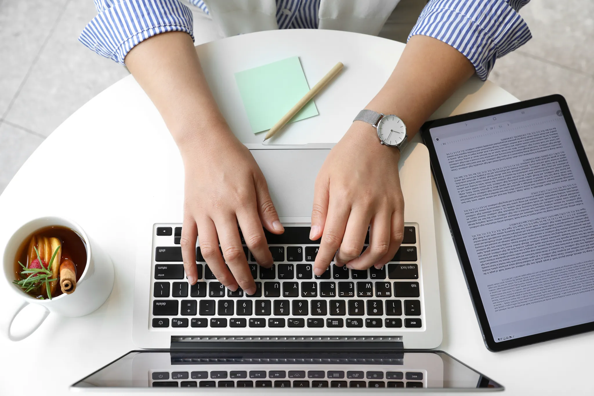 병원마케팅, 10명 중 8명이 확인하는 '이것'? 지역 1위 병원의 비밀