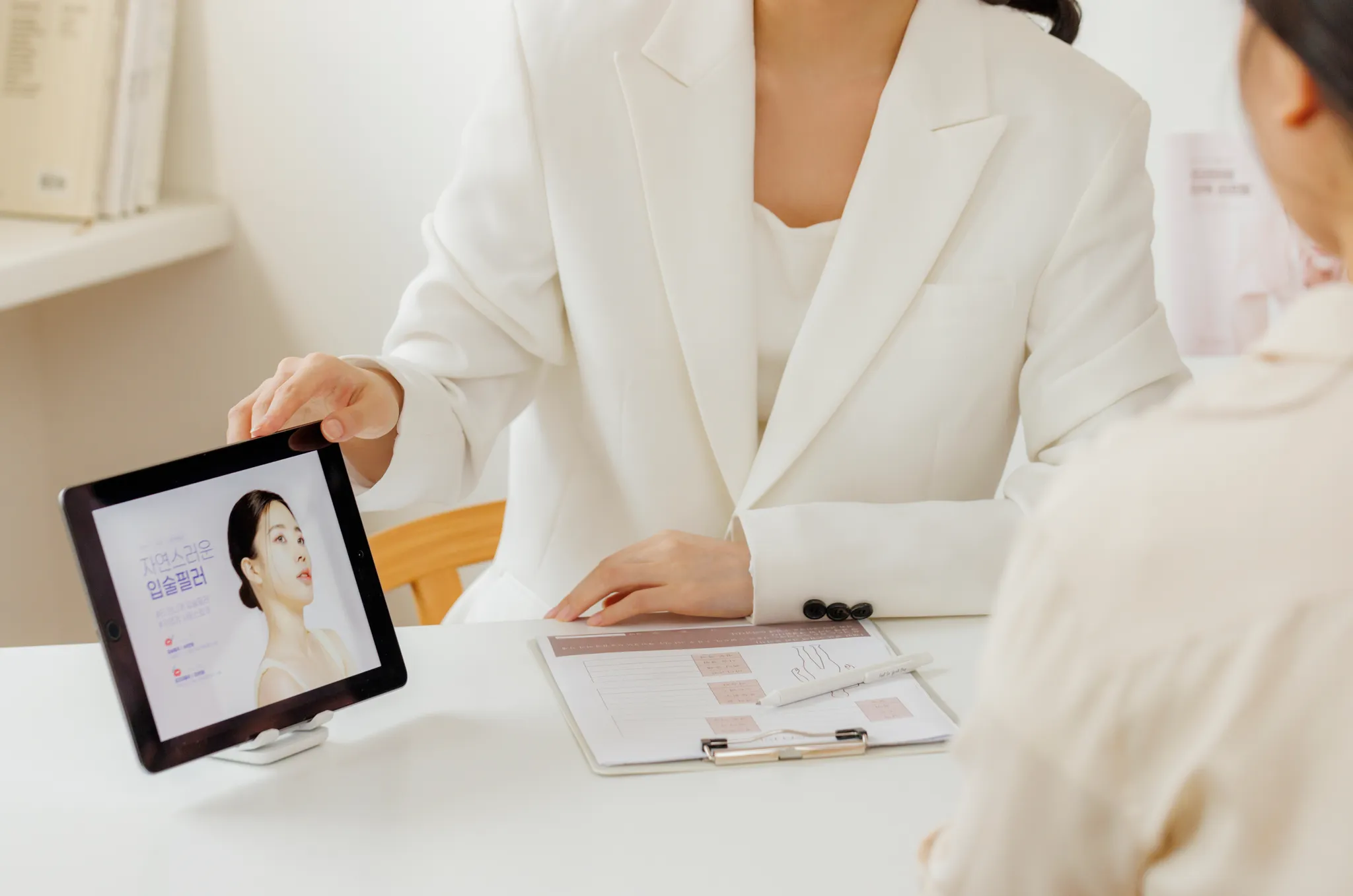 병원마케팅, 신규 환자 유입보다 5배 중요한 '기존 환자 관리'의 비밀