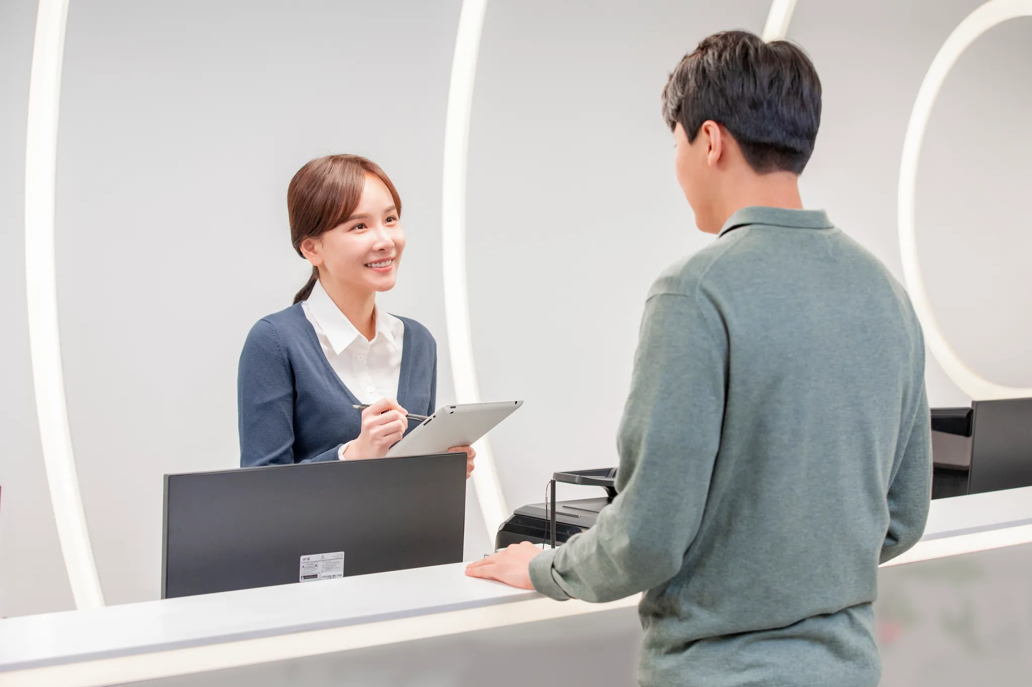 물어볼 게 없는 병원이 선택된다 – 병원디자인이 ‘문의 전 이해’를 만드는 이유