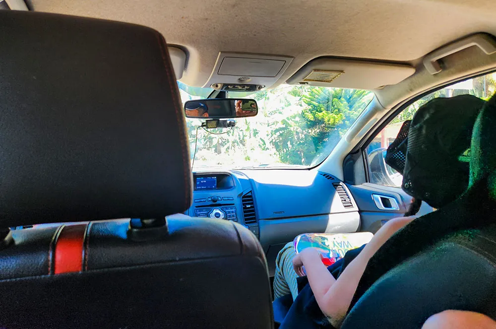 투말록 폭포까지 차를 이용해서 데려다 주시는 지오션 대표님