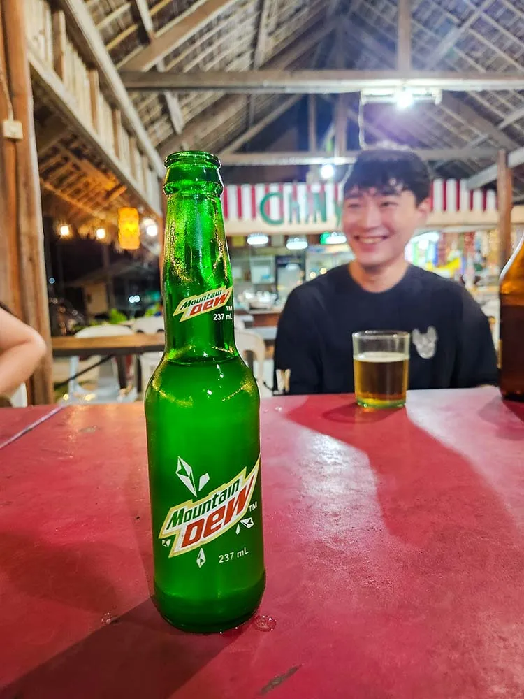 릴로안 음식점에서 사먹은 마운틴듀