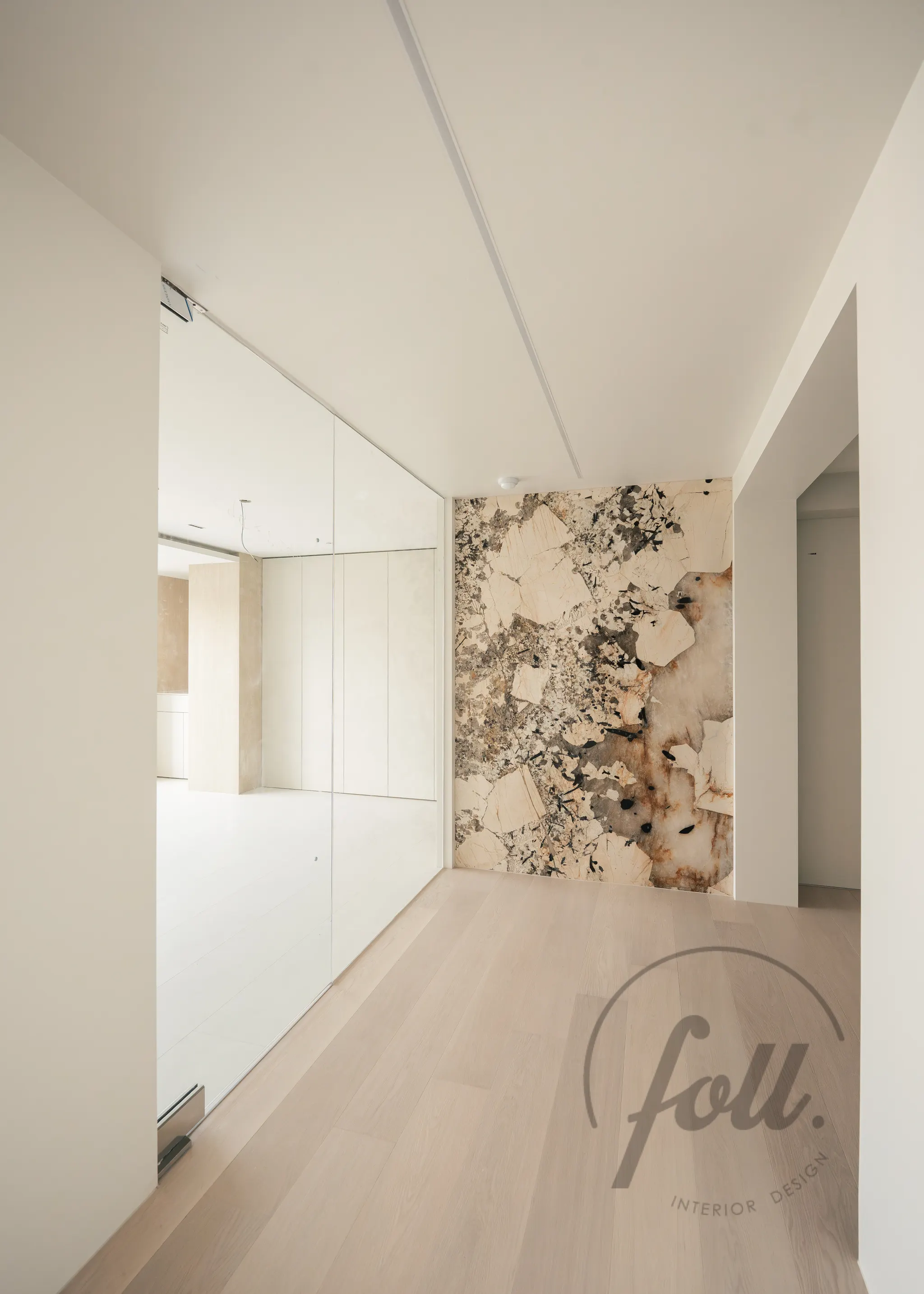 거실 인테리어에서 포인트가 되어준 천연대리석 파타고니아