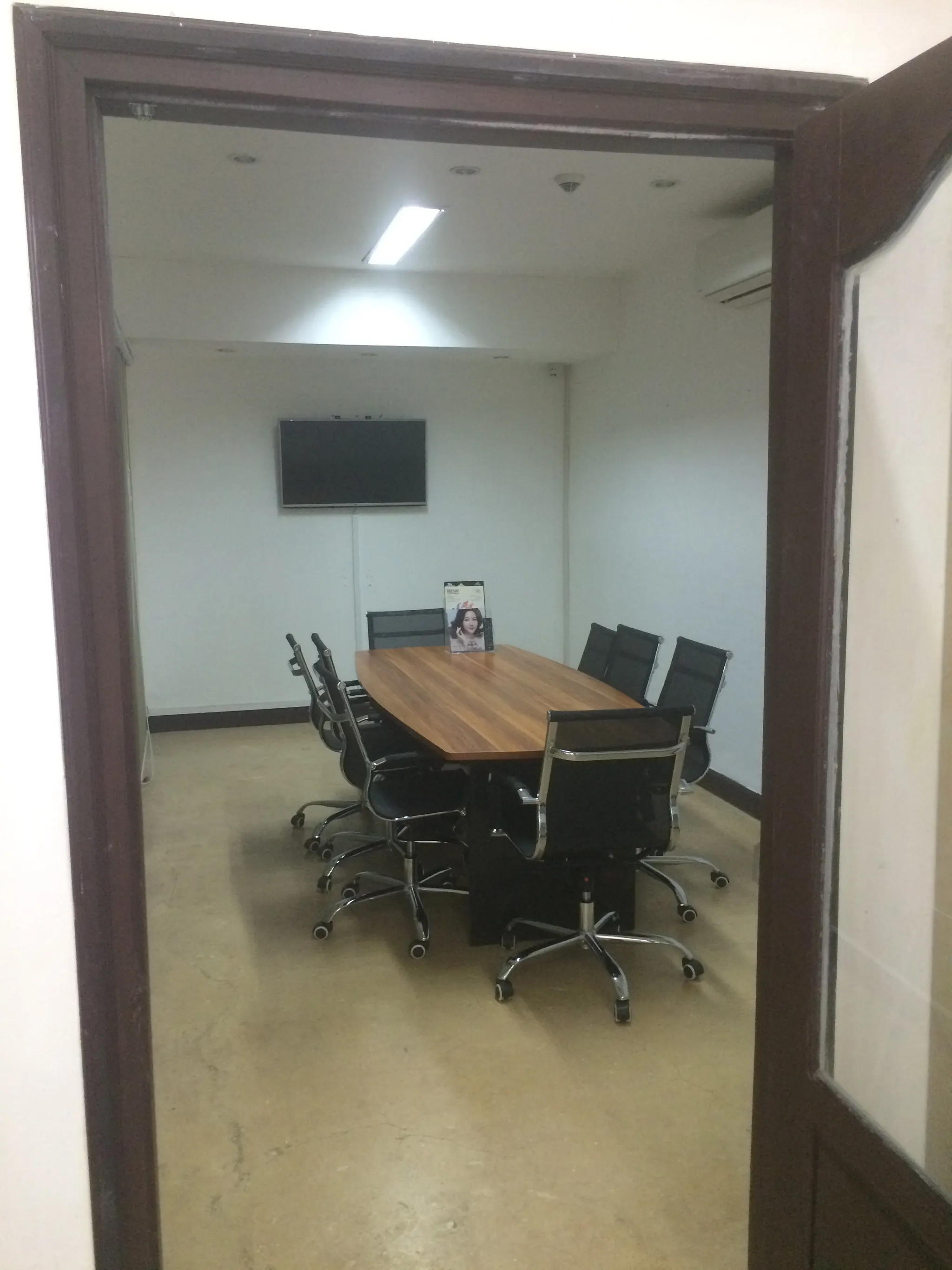 라오스 사업 총괄 전략 기획 및 운영 관리 6