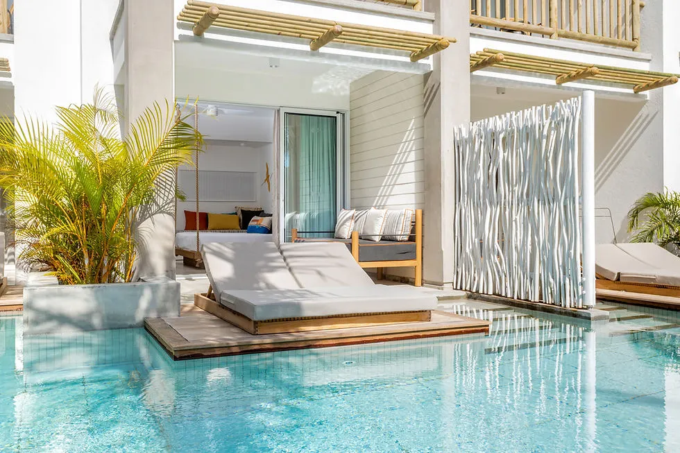 SA-Swim Up room_edited.jpg