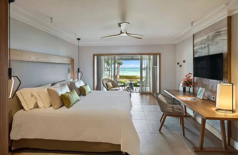 SB-PREMIUM-BEACH-FRONT-ROOM-1.jpg