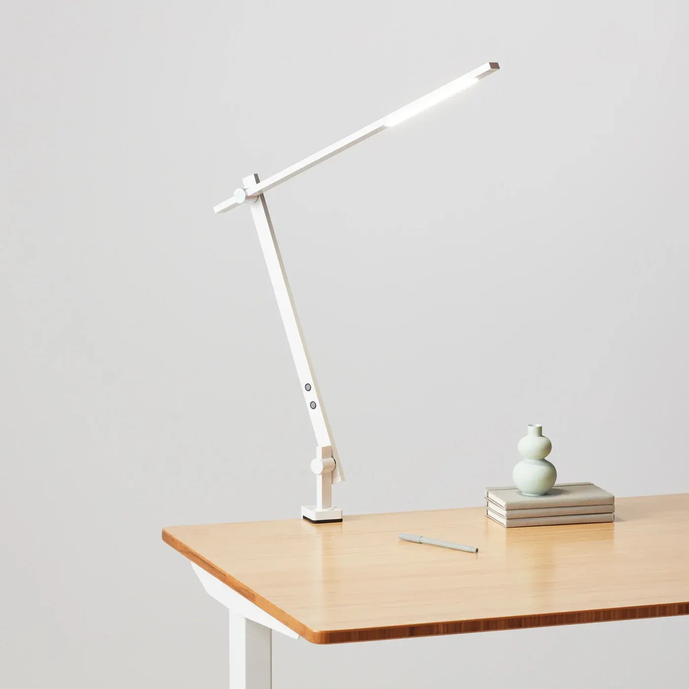 Fully Beam LED Desk Lamp